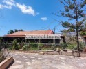 Beautiful finca with a historic house, a very large plot, an idyllic garden, a garage and lots of potential!
