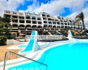 FIRST SEA LINE RESIDENCE! Fantastic fully furnished and renovated apartment with a beautiful terrace with sea views!